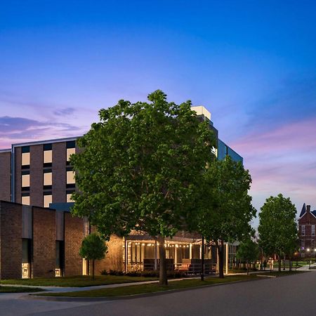 Home2 Suites By Hilton Des Moines At Drake University Εξωτερικό φωτογραφία